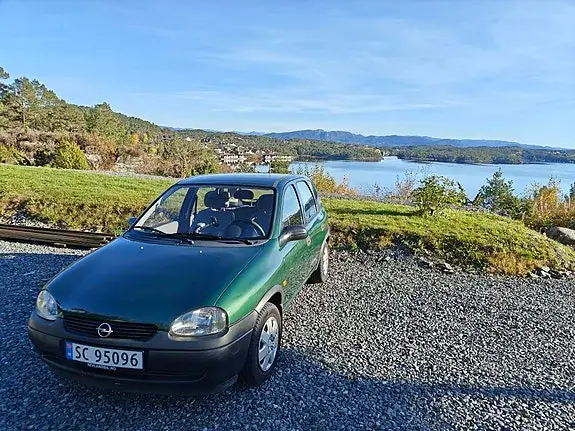 Opel Corsa 2000 photo 2