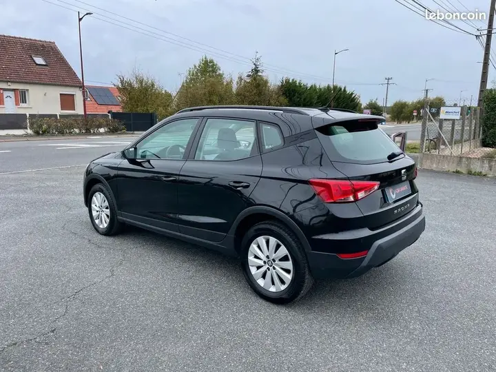 Seat Arona 2019 photo 3