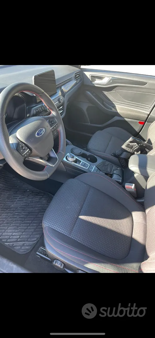 Ford Focus 2020 photo 2