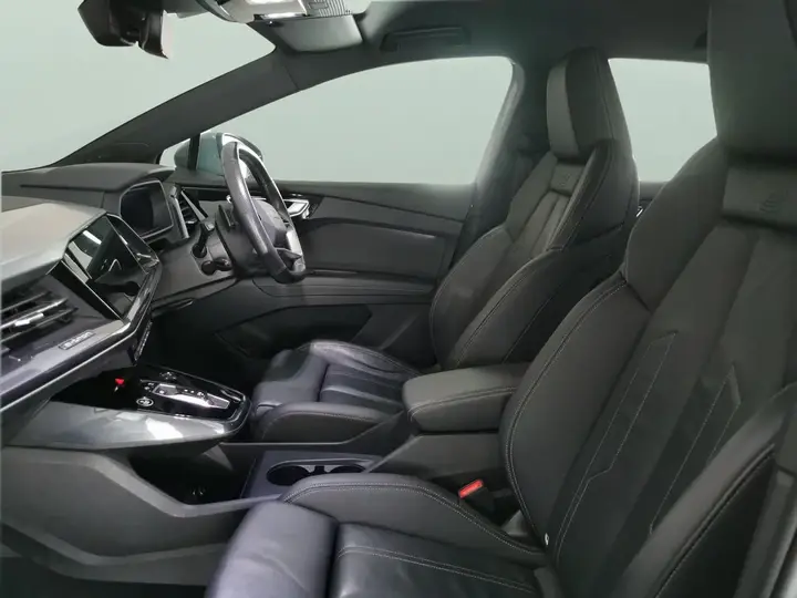 Audi Q4 E-Tron 2022 photo 4