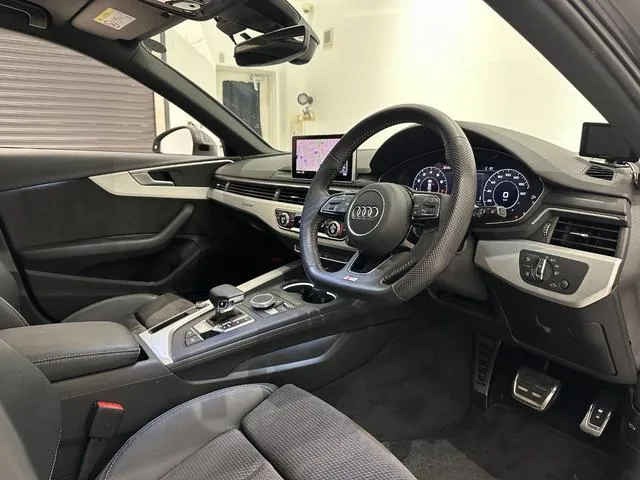 Audi A4 Avant 2020 photo 2