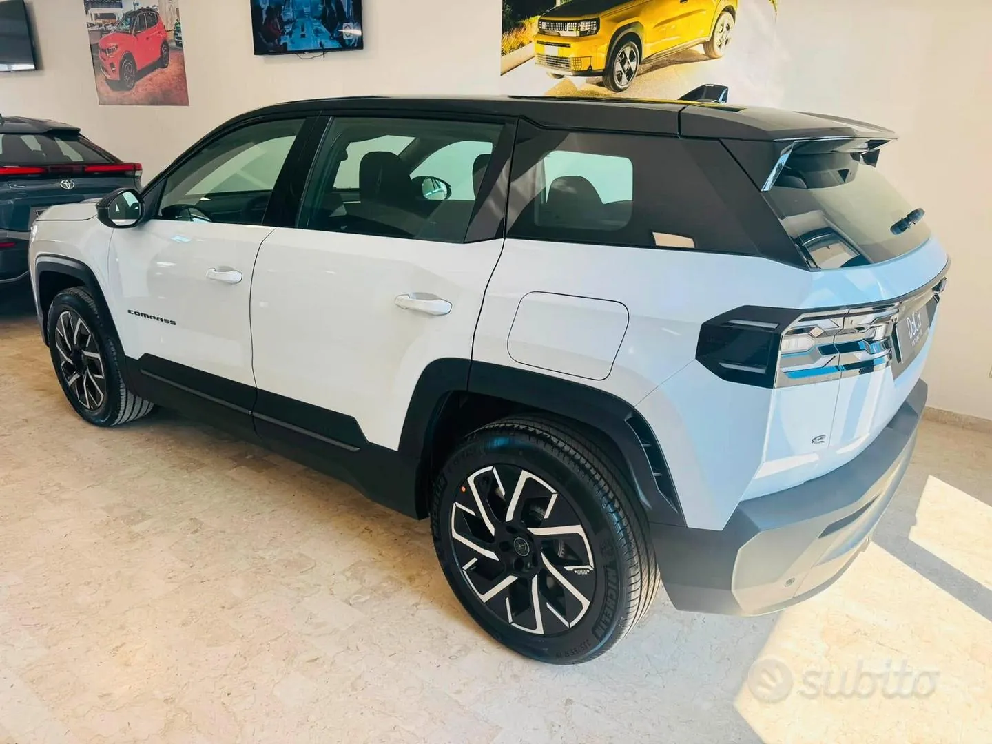 Jeep Compass photo 3