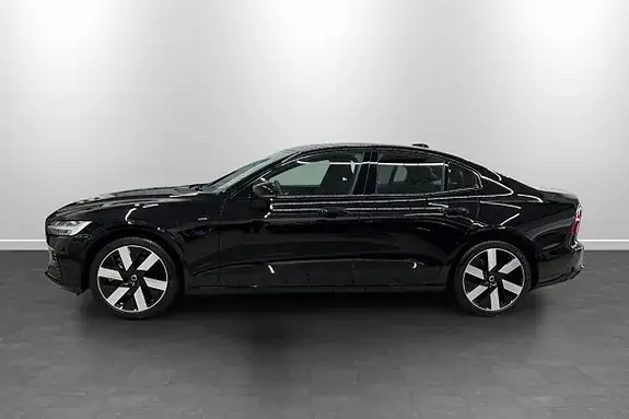 Volvo S60 2024 photo 3