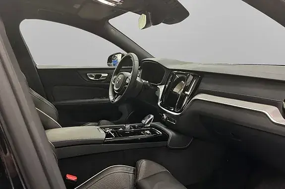 Volvo S60 2024 photo 4