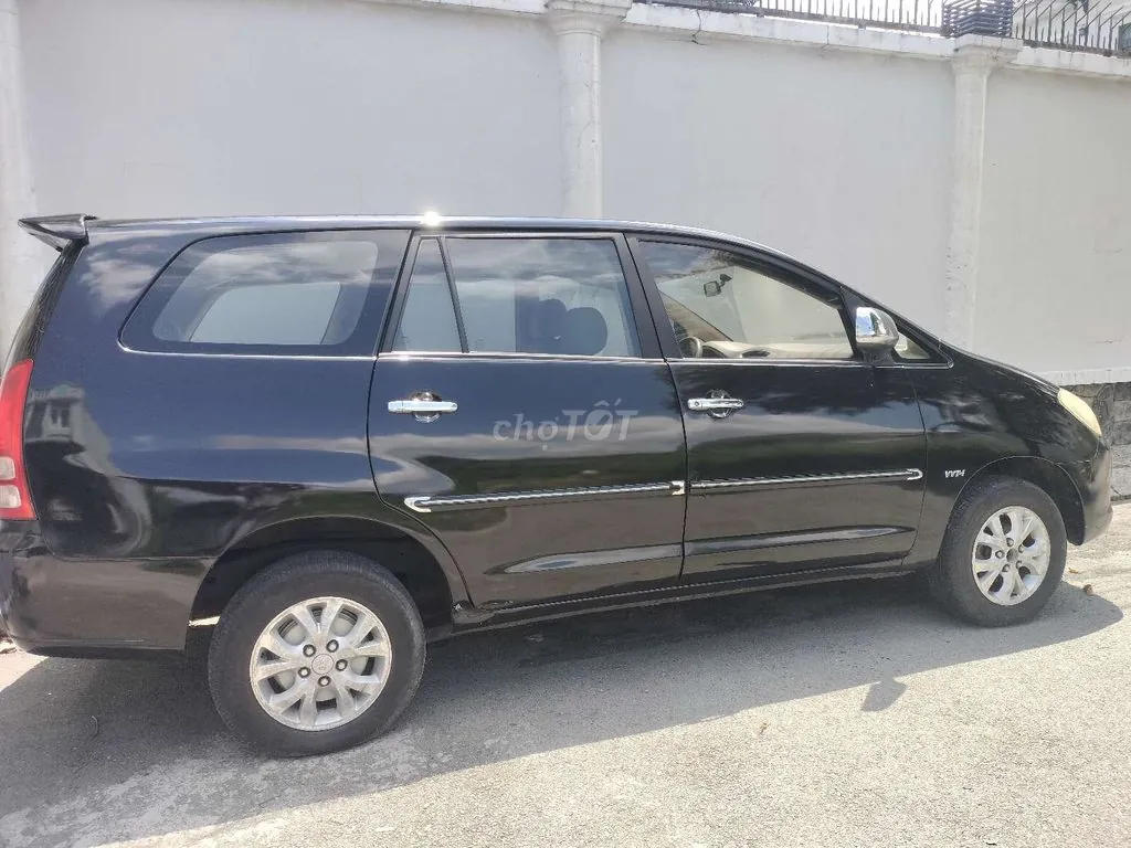 Toyota Innova 2008 photo 4