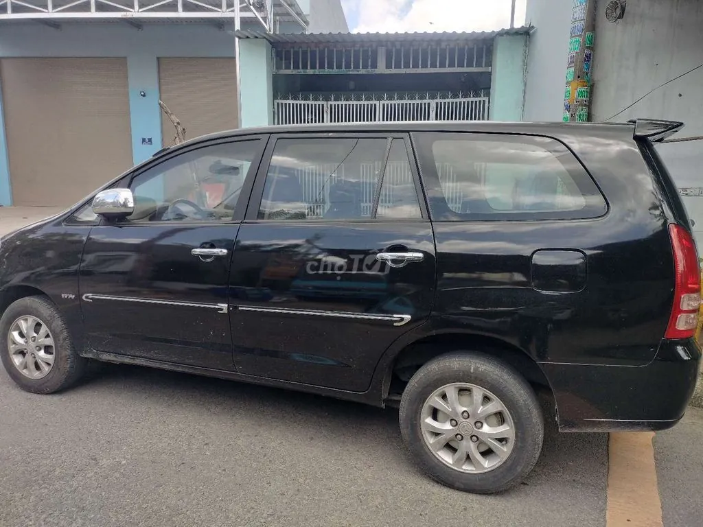 Toyota Innova 2008 photo 2