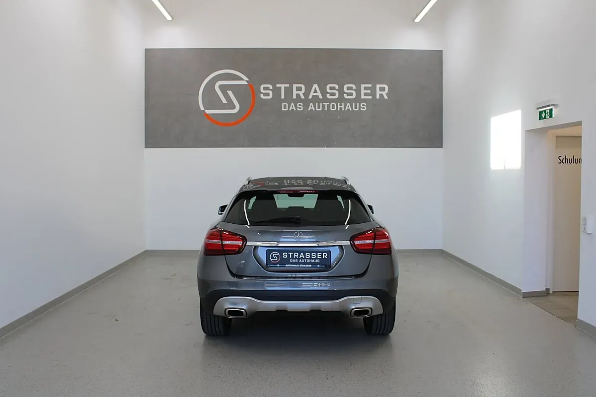 Mercedes-Benz Gla 2017 photo 3
