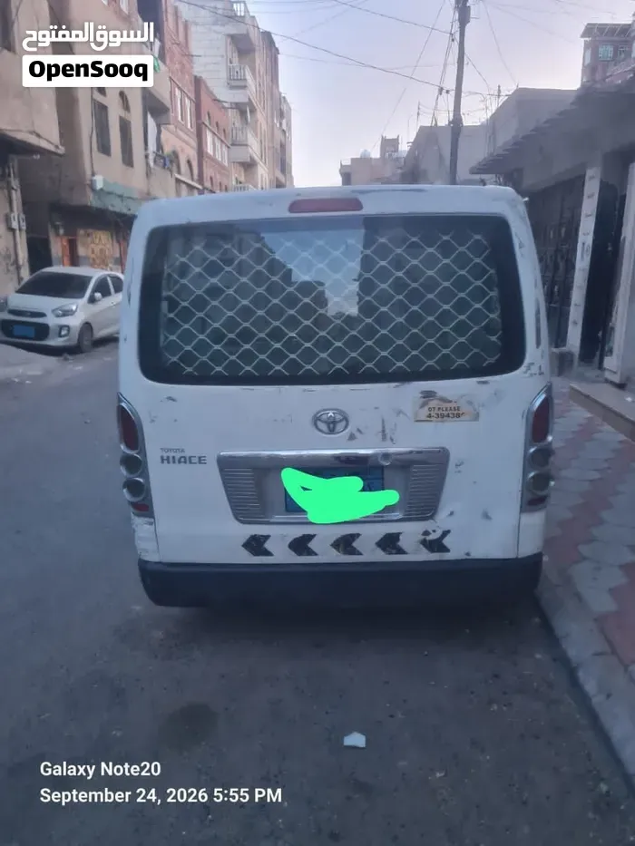 Toyota Hiace 2009 photo 4