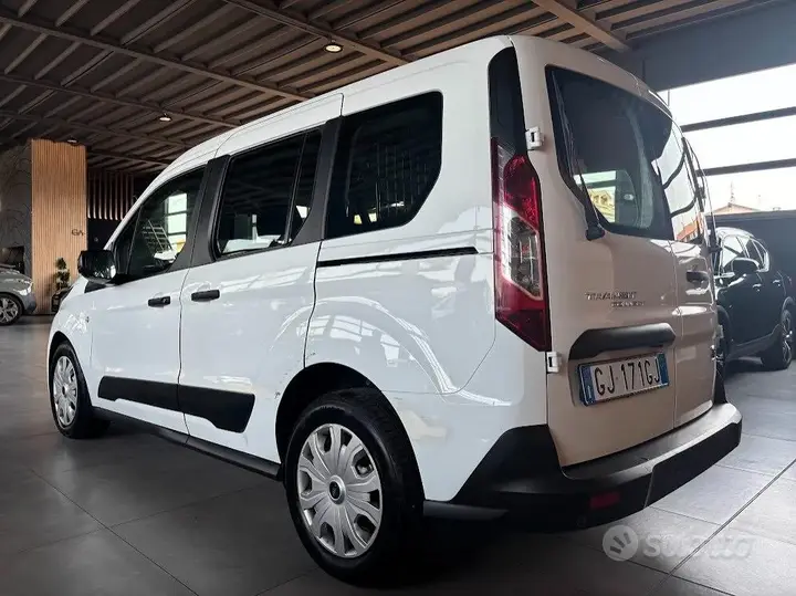 Ford Transit Connect 2022 photo 2
