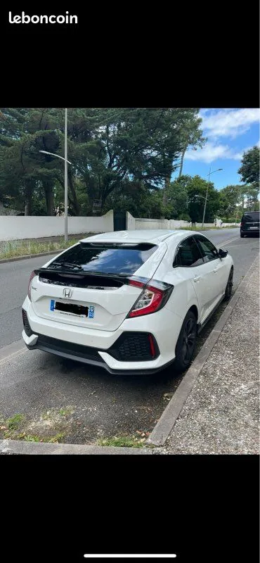 Honda Civic 2019 photo 2