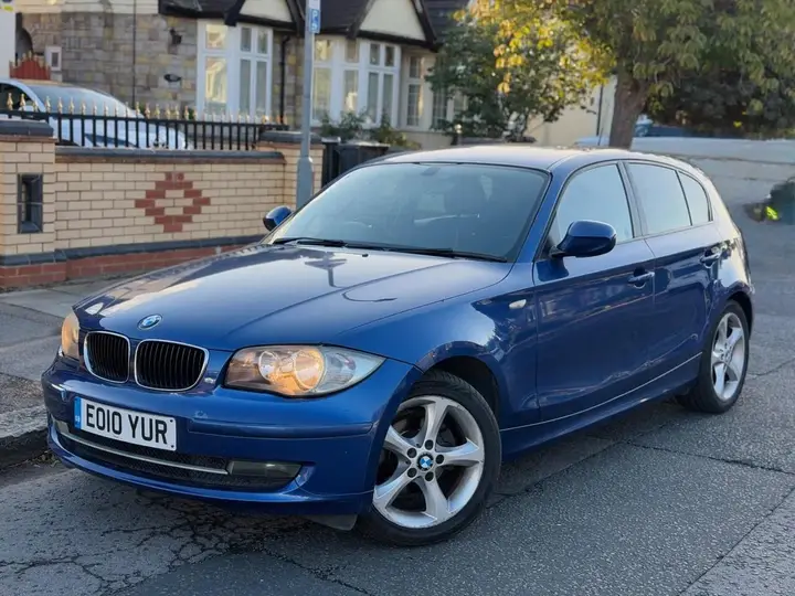 BMW 1 Series 2010 photo 3