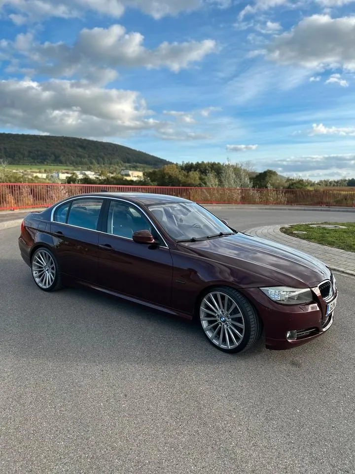 BMW E90