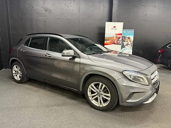 Mercedes-Benz Gla200 2016 photo 2