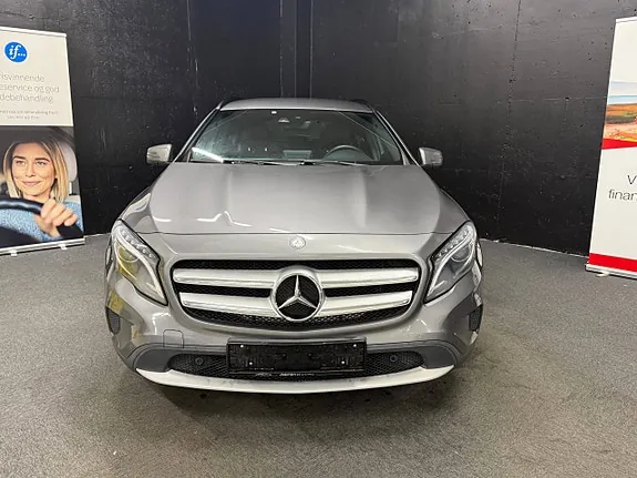 Mercedes-Benz Gla200 2016 photo 3