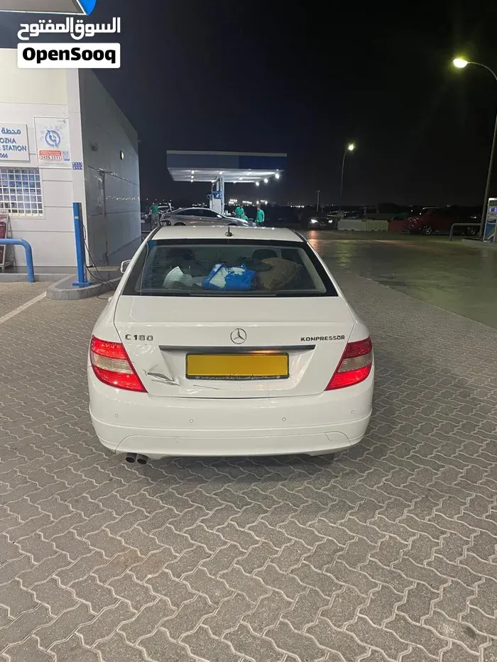 Mercedes-Benz C-Class 2010 photo 2