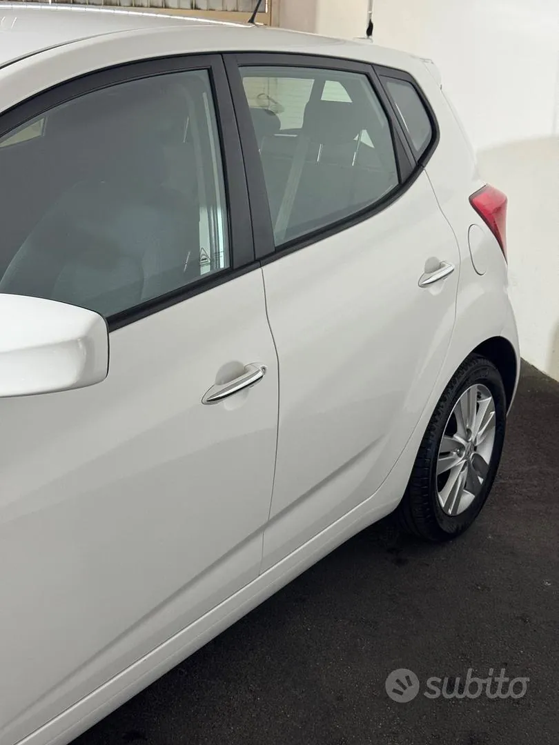 Hyundai Ix20 2014 photo 4