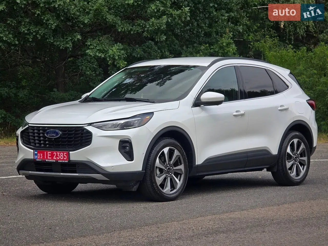 Ford Escape 2024 photo 2