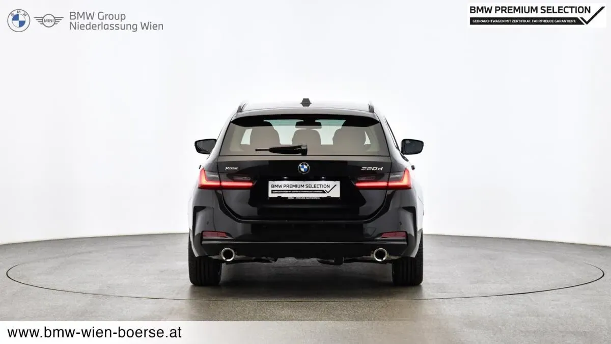 BMW 3 Series 2025 photo 2