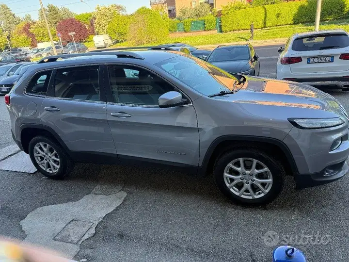 Jeep Cherokee 2016 photo 4