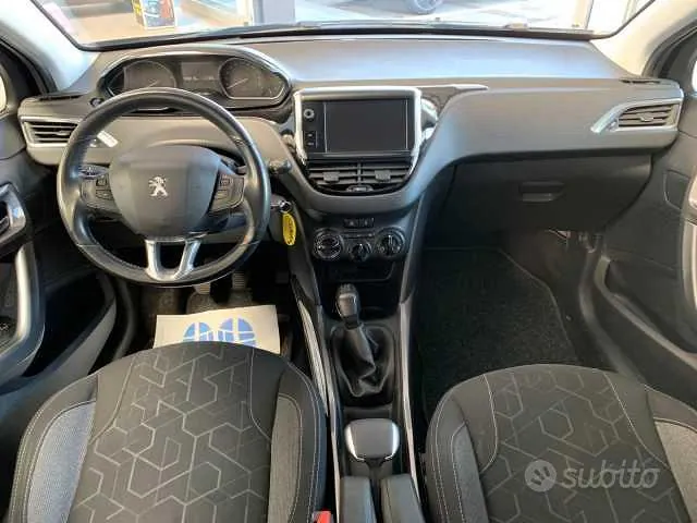 Peugeot 2008 2017 photo 4
