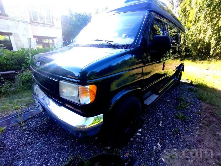 Ford Econoline