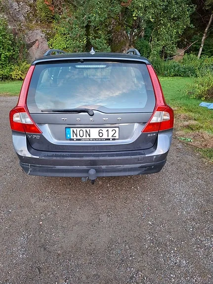 Volvo V70 2008 photo 2