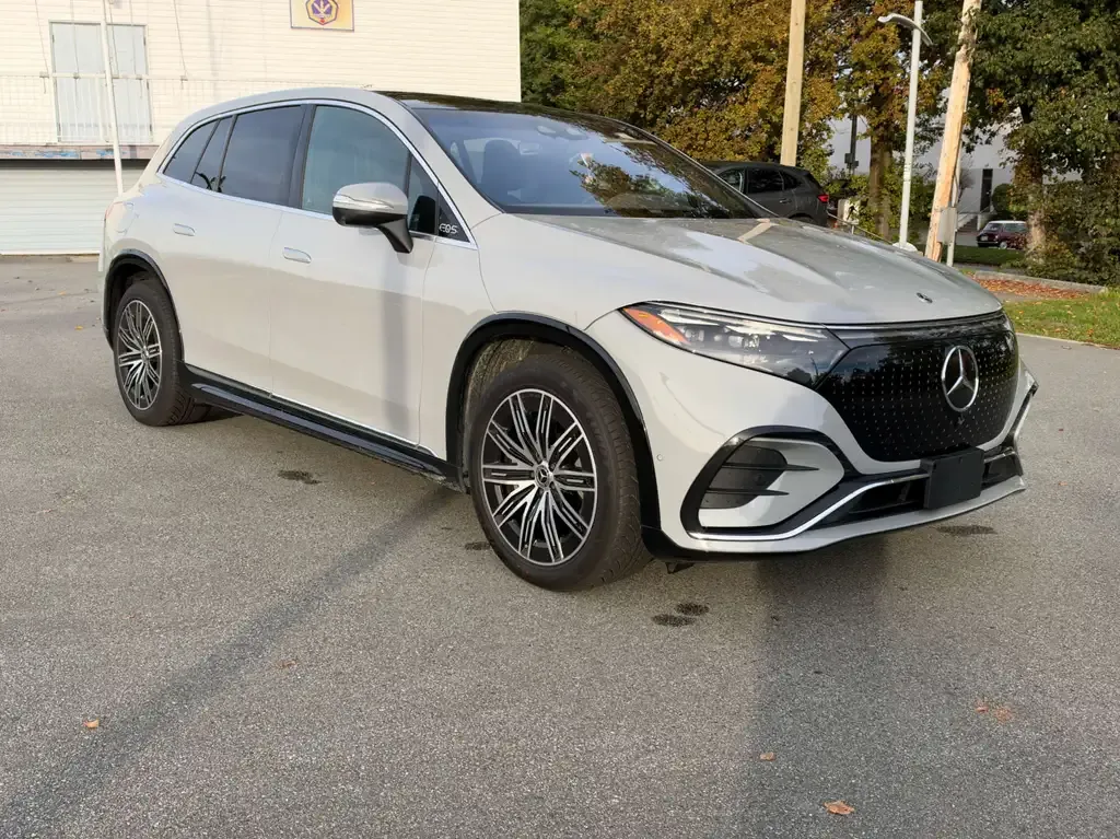 Mercedes-Benz Eqs 2023 photo 3