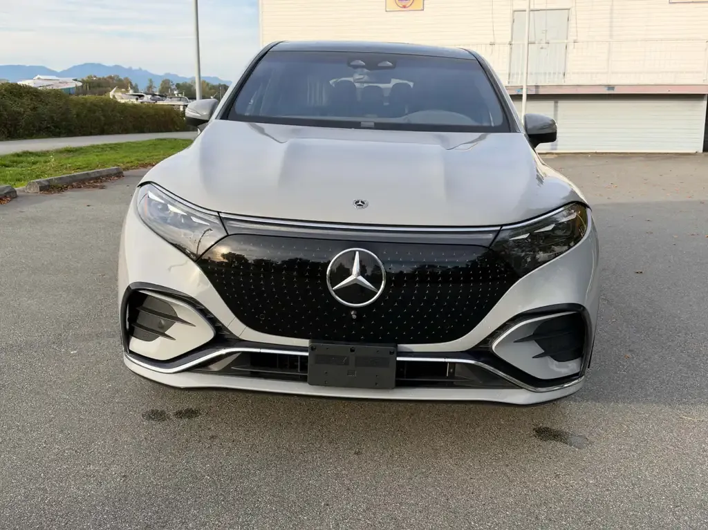 Mercedes-Benz Eqs 2023 photo 2