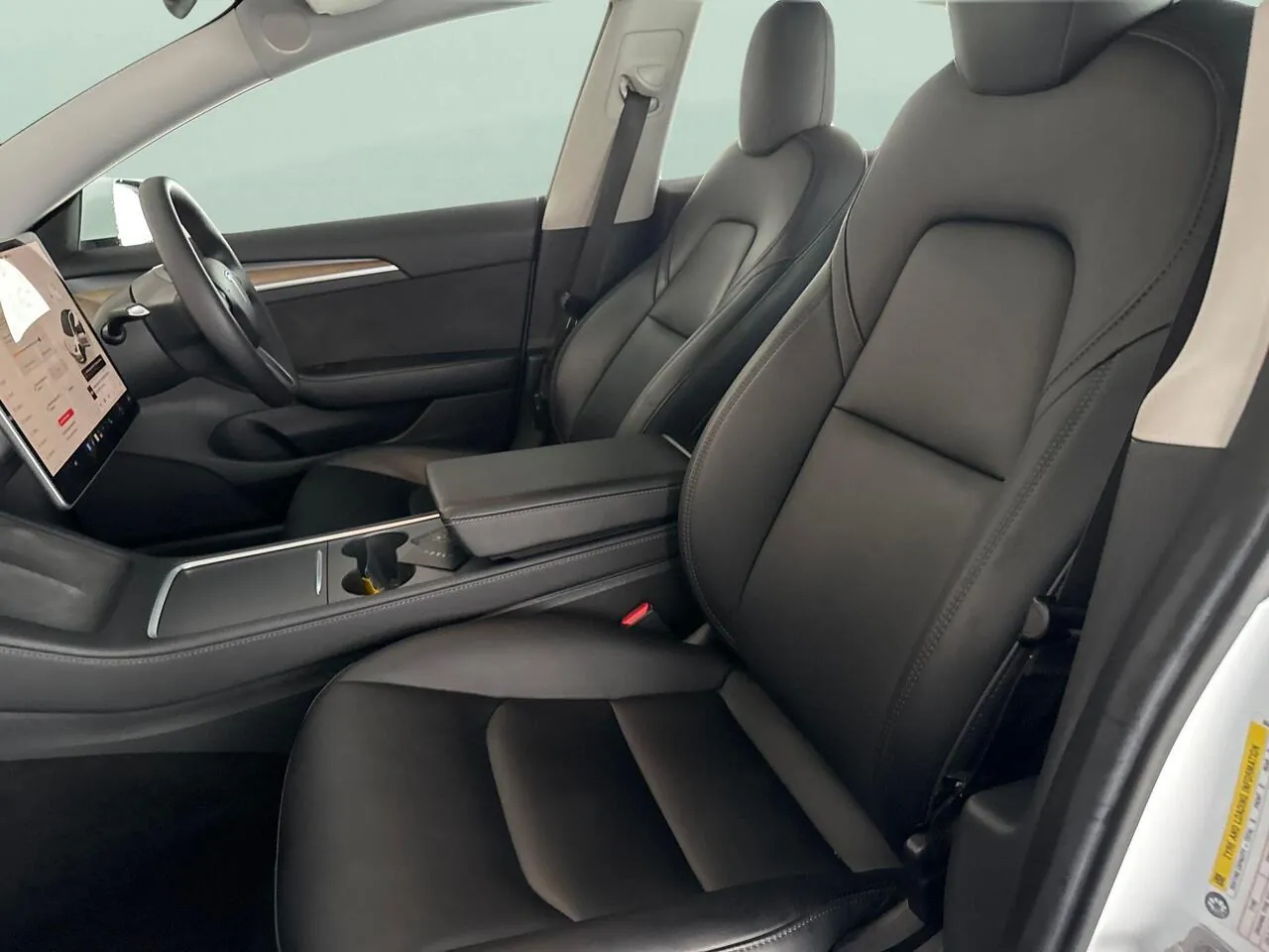 Tesla Model 3 2022 photo 4