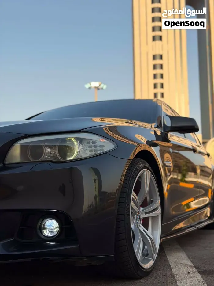 BMW F10 2013 photo 4