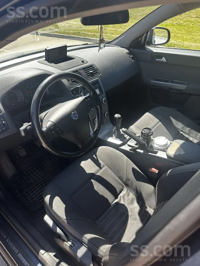 Volvo V50 2011 photo 3