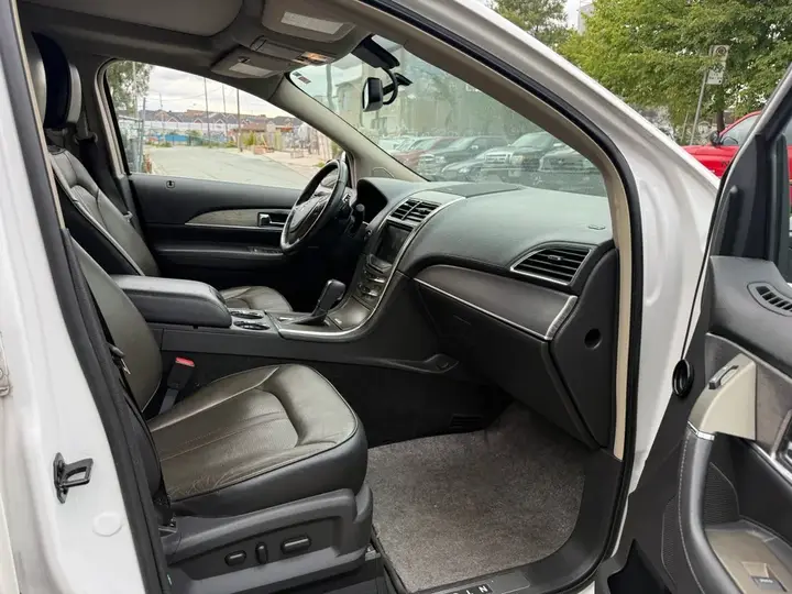 Lincoln Mkx 2013 photo 4
