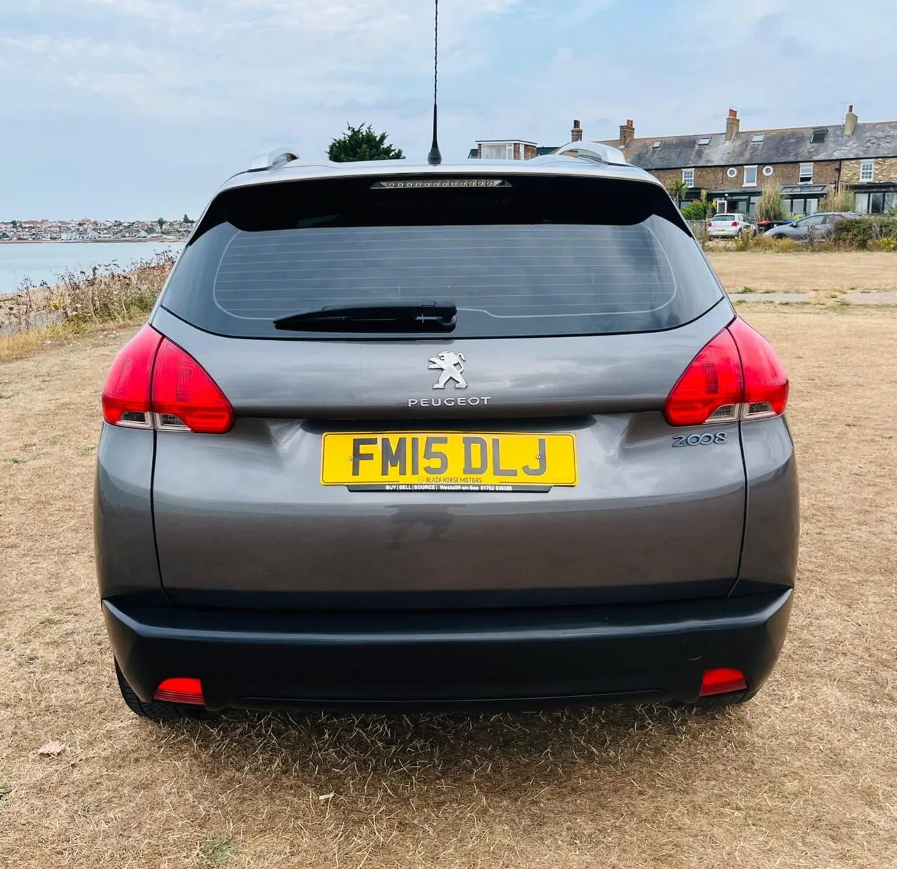 Peugeot 2008 2015 photo 4