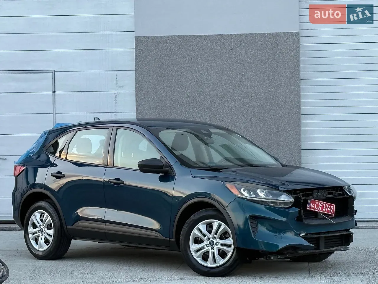Ford Escape 2020 photo 3
