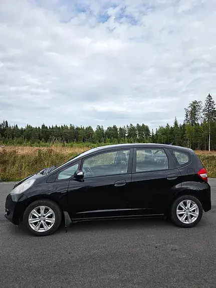 Honda Jazz 2012 photo 2