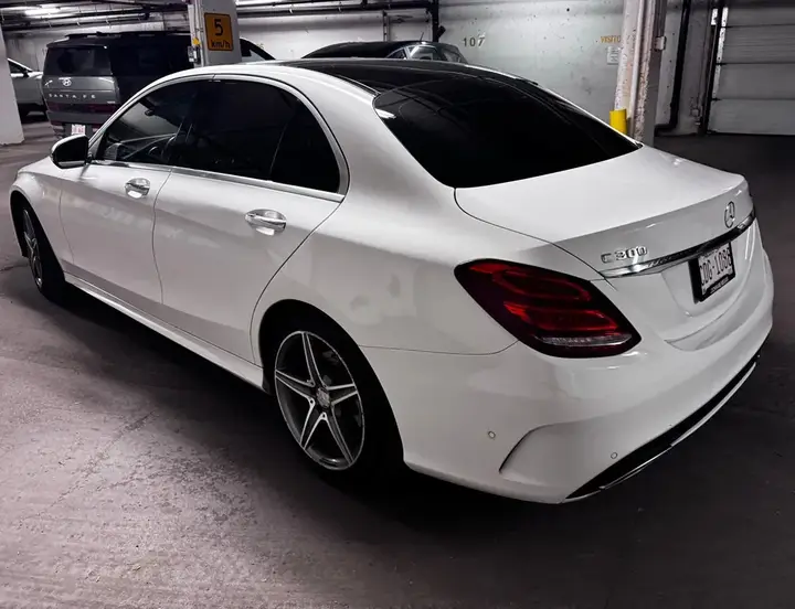 Mercedes-Benz C300 2017 photo 4