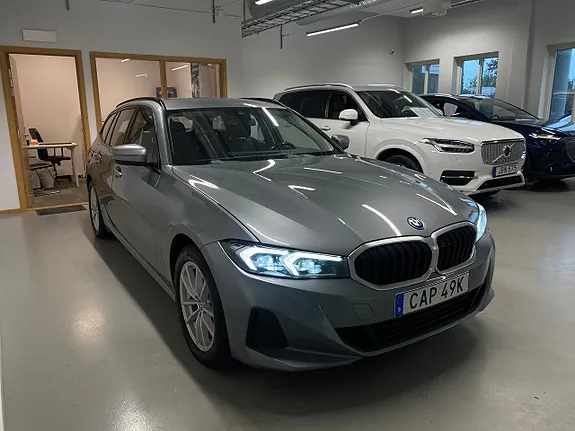BMW 330E 2024 photo 3
