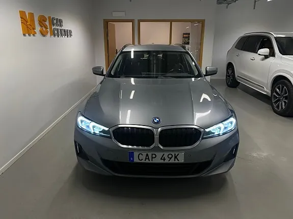 BMW 330E