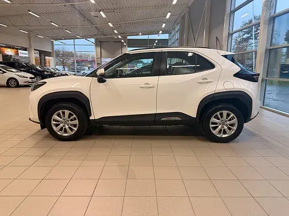 Toyota Yaris Cross 2024 photo 2