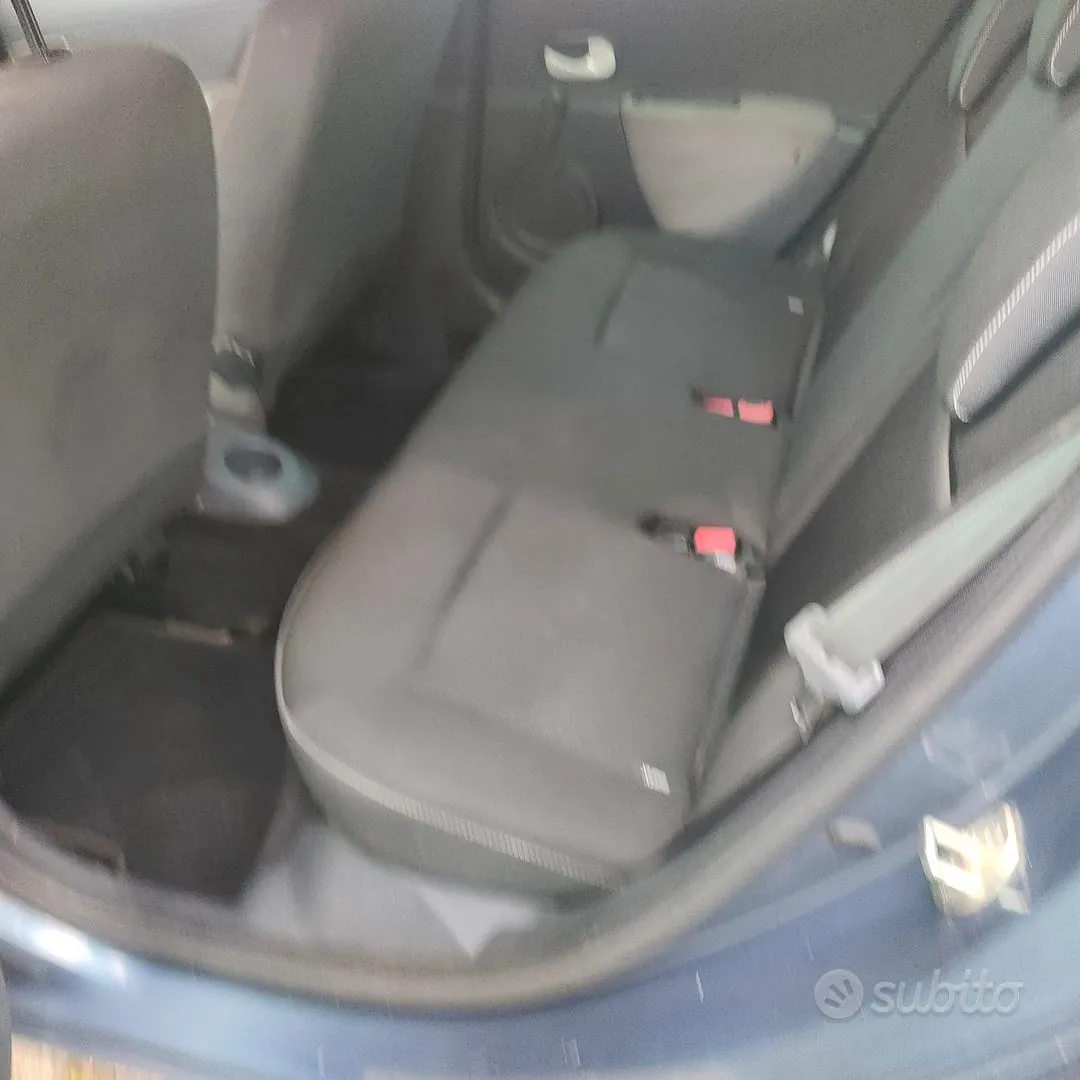 Renault Clio 2011 photo 5