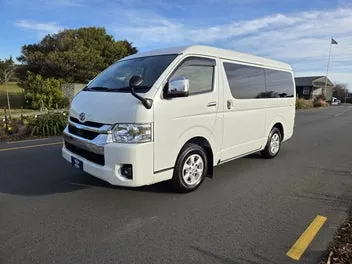 Toyota Hiace 2024 photo 4