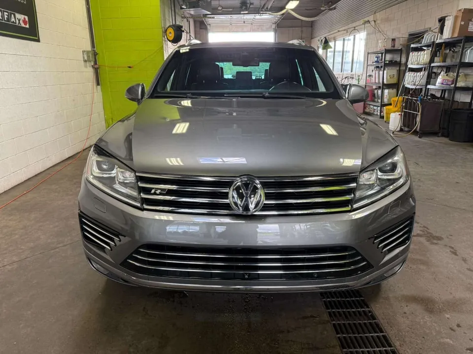 Volkswagen Touareg 2015 photo 2