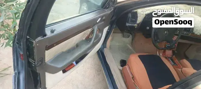 Mercedes-Benz Mercedes-Benz