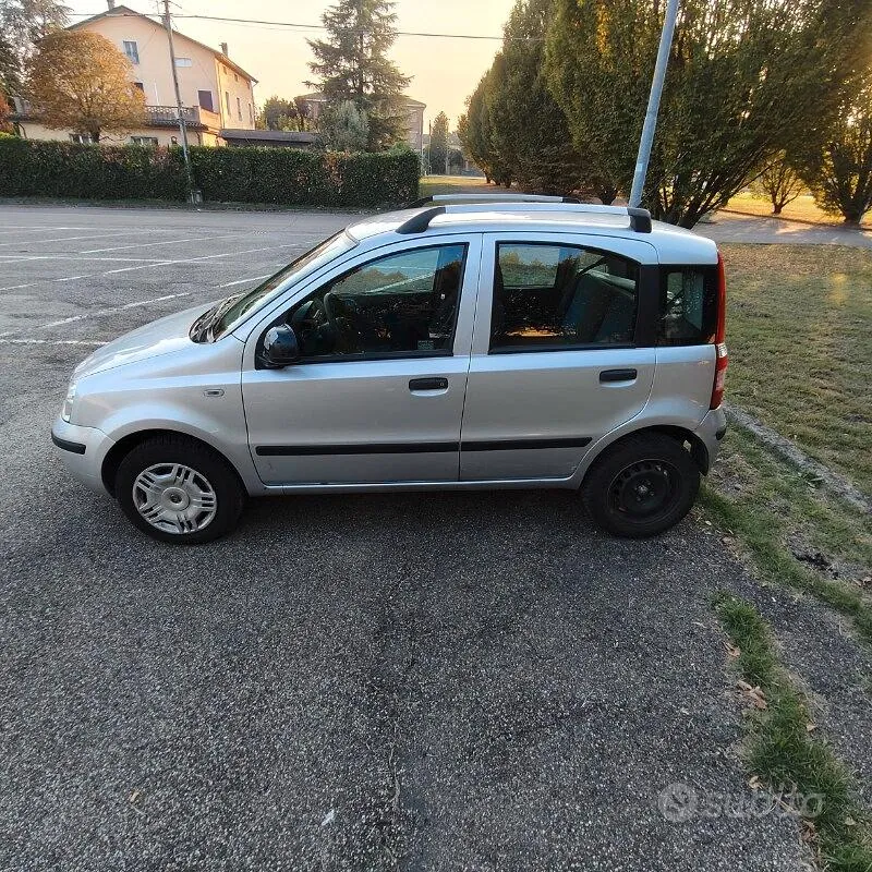 Fiat Panda 2010 photo 4