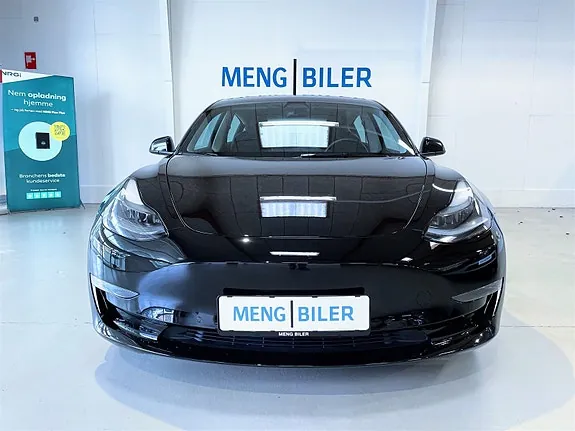 Tesla Model 3 2022 photo 2