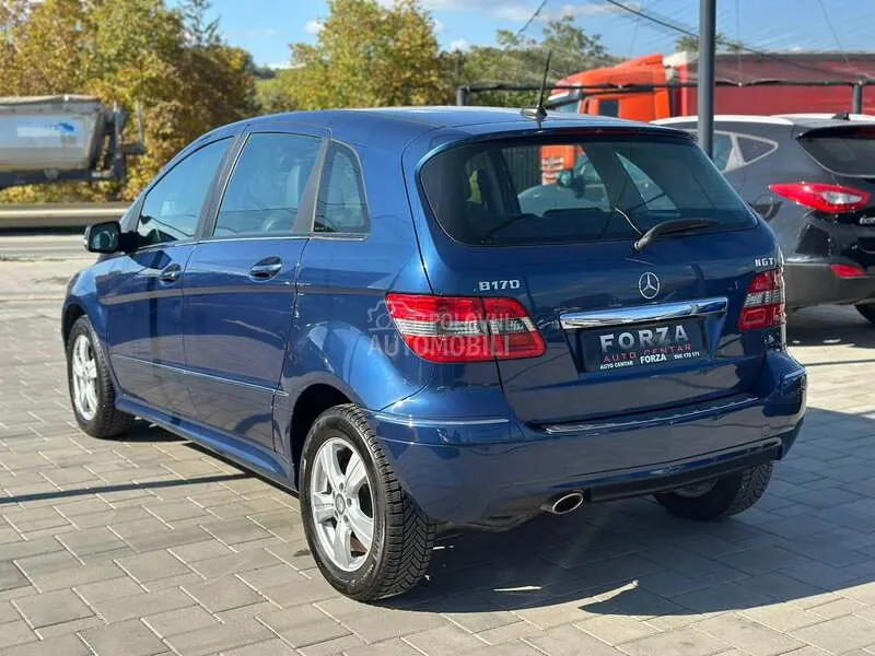 Mercedes-Benz B170 2009 photo 4