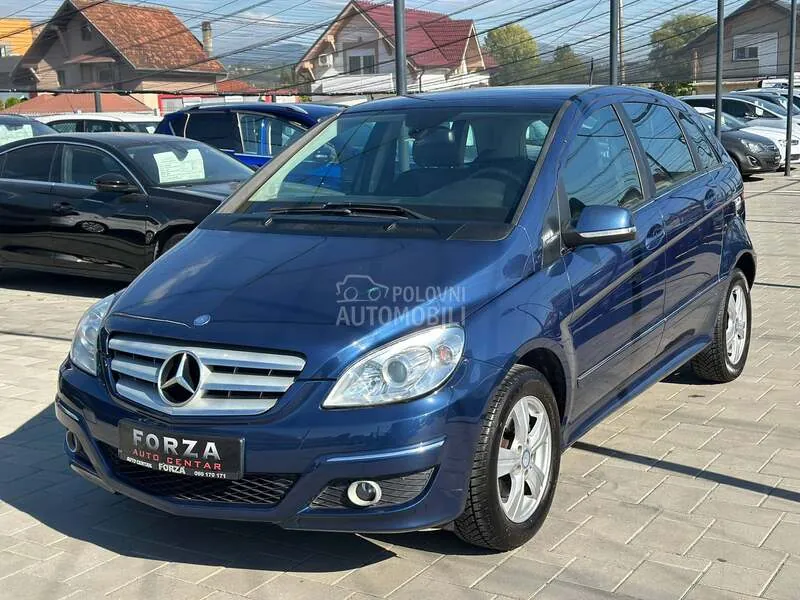 Mercedes-Benz B170 2009 photo 2