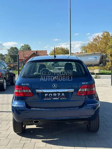 Mercedes-Benz B170 2009 photo 5