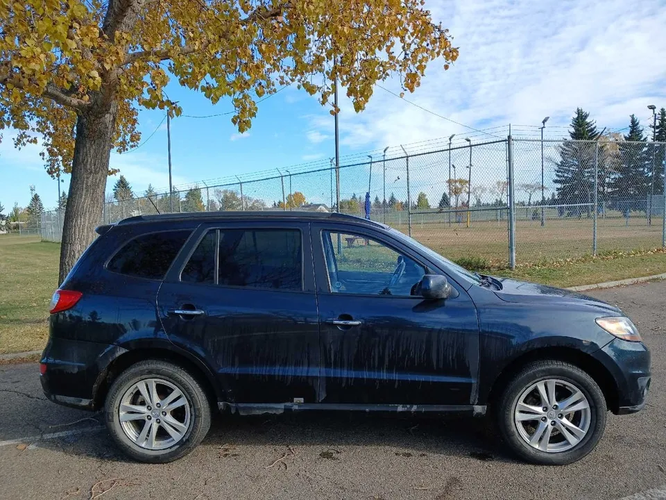 Hyundai Santa Fe 2010 photo 2