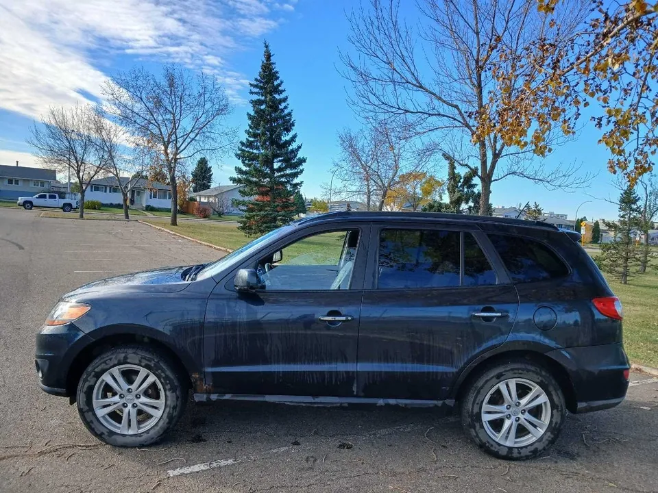 Hyundai Santa Fe 2010 photo 4